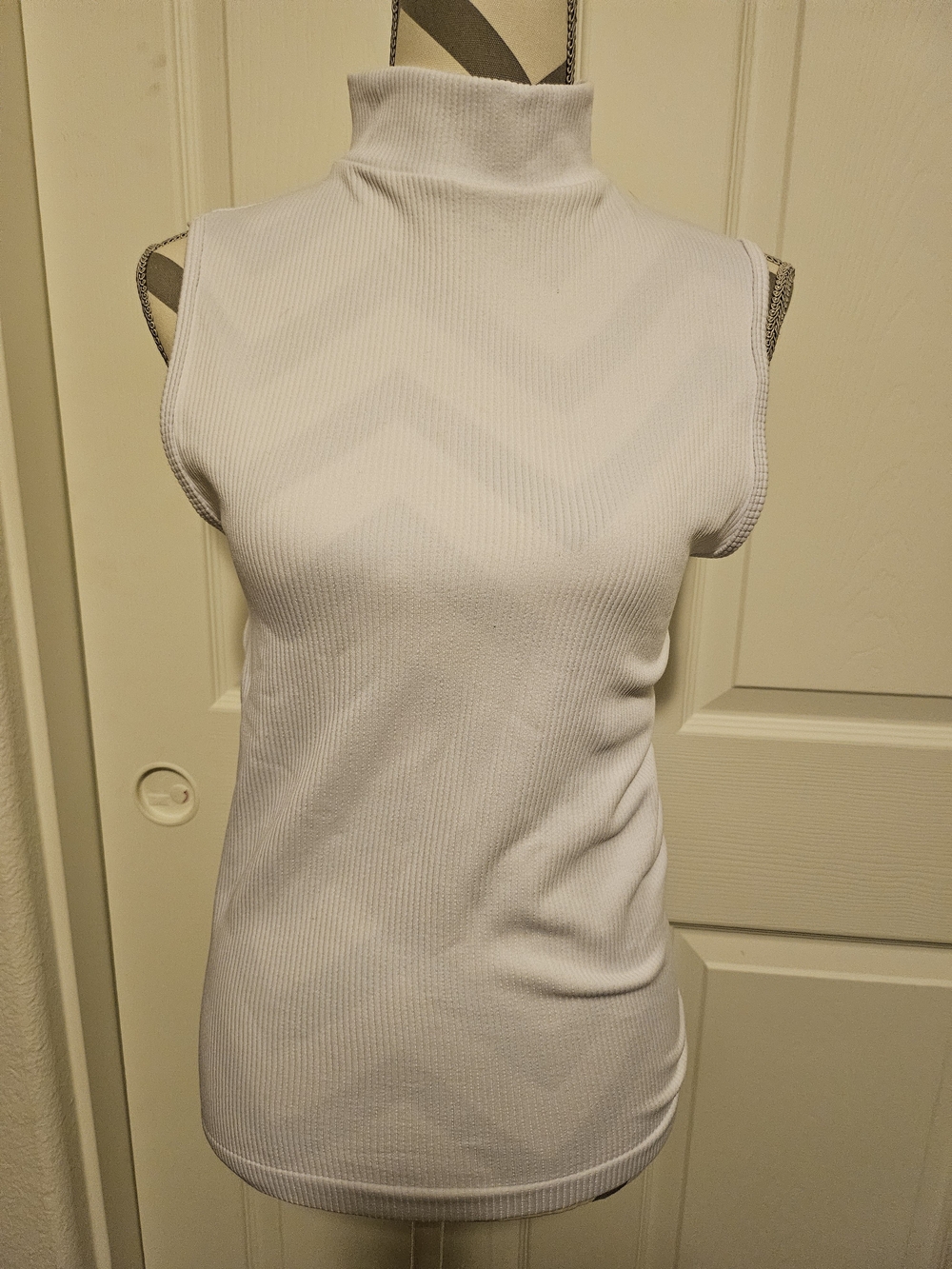 Ribbed Sleeveless Mock Neck Tank Top - White